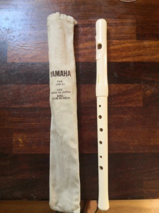 Flauta travesera Yamaha FIFE YRF-21