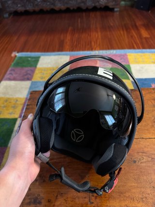 Casco de Moto momo design M