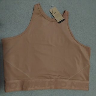 Top deportivo Nike Pro