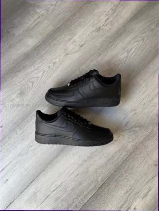 Nike Air Force 1 Low '07 Negras Talla 40.5