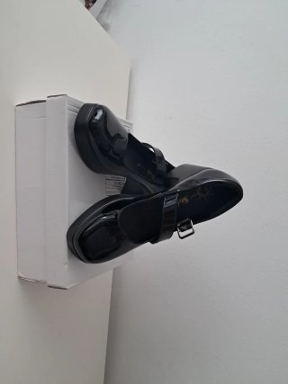 Zapatos Negros Estilo Merceditas Talla 41.