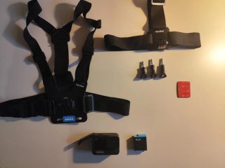 GoPro Hero 9 Black con accesorios reparar o piezas