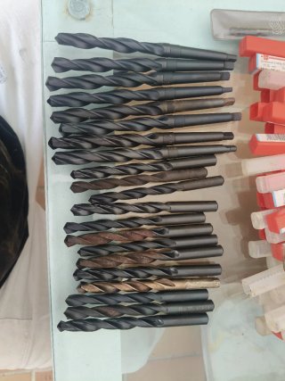 Set de 18 Brocas para Metal