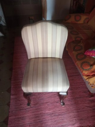 Silla Elegante Tapizada