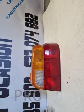 carcasa luz posterior derecho Ford