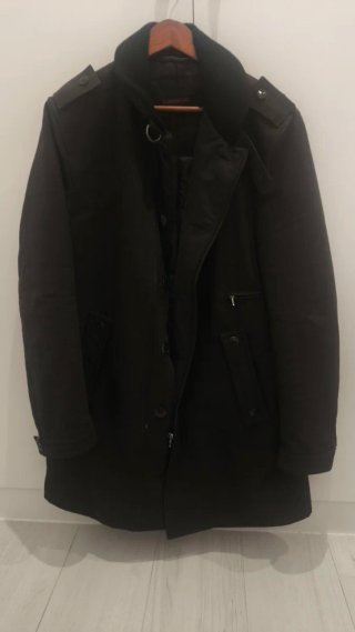 Abrigo de hombre negro talla 52