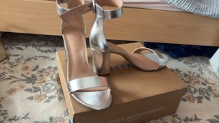Tacones Plateados Marypaz