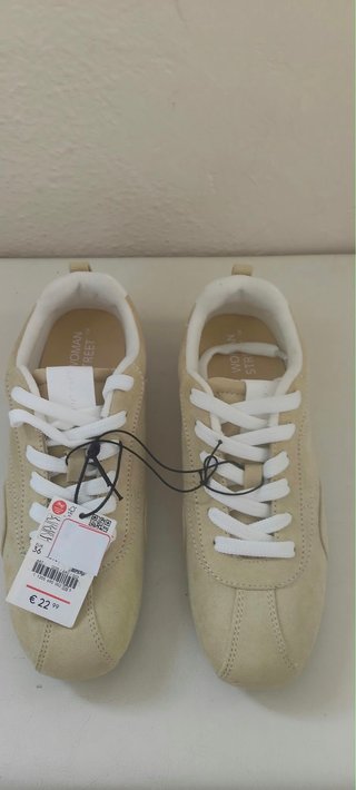 Zapatillas Beige T/36 para recoger en el Cabañal