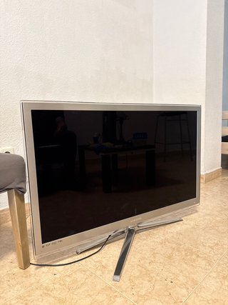 TV Samsung UE40C8000