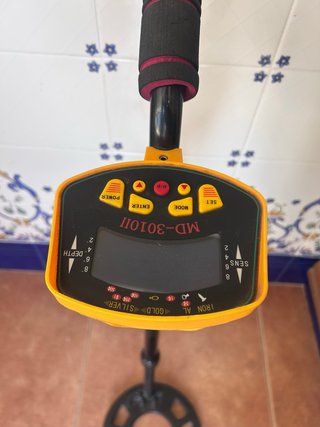 Detector de metales MD-3010II