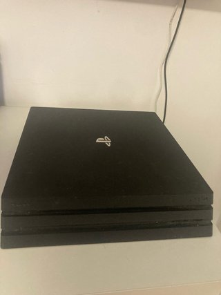 PS4 Pro Negra