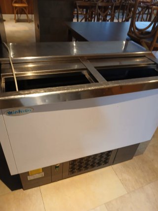 Botellero refrigerador Infrico 2 puertas