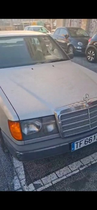 Mercedes-Benz Clase E 1988