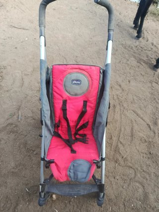 Silla de paseo Chicco roja y gris