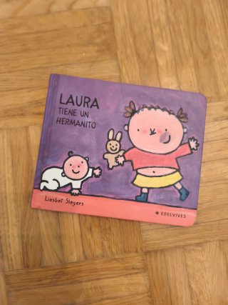 Laura tiene un hermanito