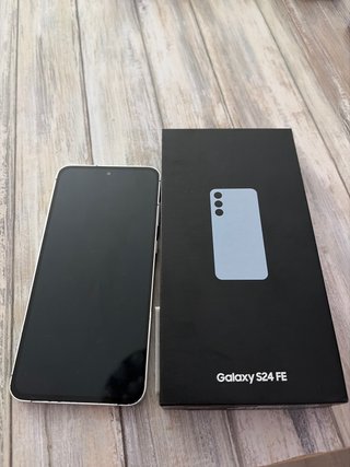 Samsung Galaxy S24 FE 128GB Azul Salud bateria 98%