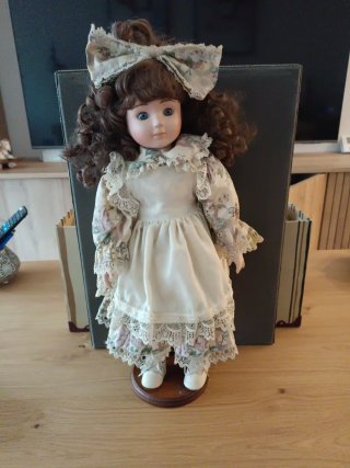 Muñeca de Porcelana Antigua