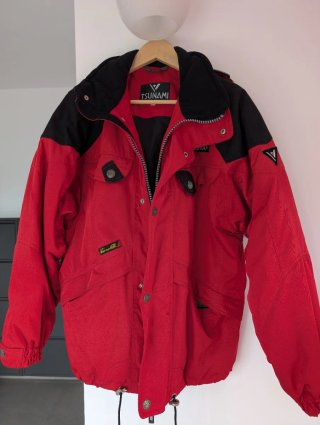 Chaqueta de esquí Tsunami roja y negra