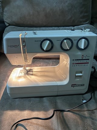 Máquina de coser Termozeta Inventa 300