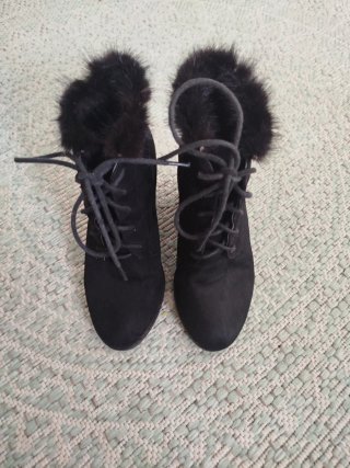 Botines Negros con Pelo Talla 36