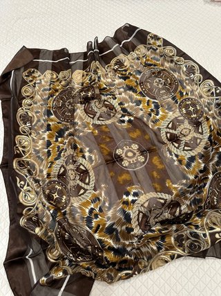 Pañuelo Grande Estampado Étnico