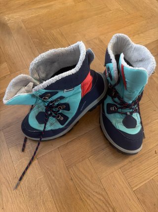 Botas de montaña Quechua talla 37