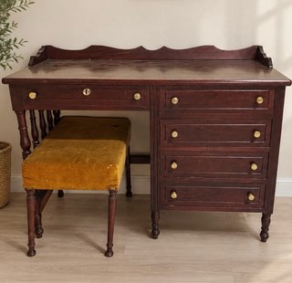 Tocador Antiguo de Madera con Banqueta a juego