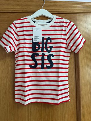 Nueva! Camiseta H&M Big Sis Rayas (4-6 años)
