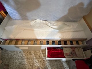 Cama como nueva2 metros y 2 camas. colchones incl