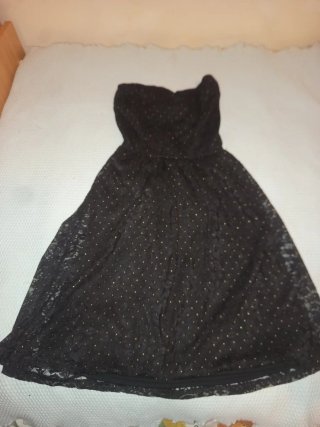 Vestido de fiesta negro con encaje
