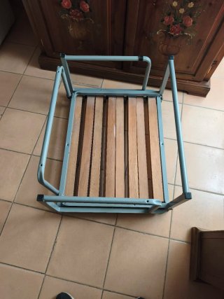 Cama Plegable con Estructura Metálica