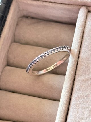 Anello Pandora fascia pavè azzurra taglia 54