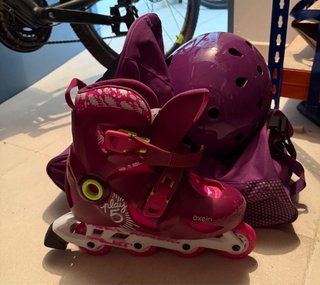 Patines en línea Oxelo con casco y protecciones