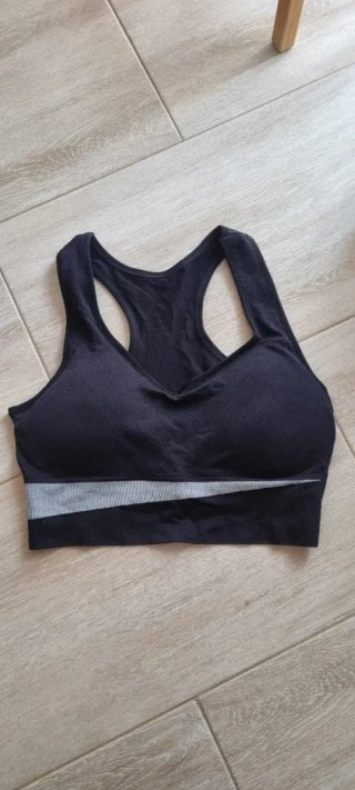 Top deportivo negro 4xl