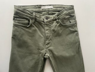 Pantalón vaquero largo verde de Mango Man