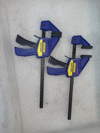 2 Sargentos IRWIN Quick-Grip.