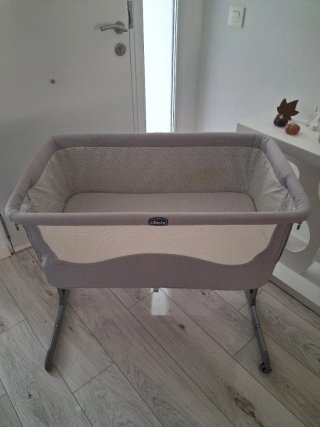 Mini cuna de colecho Chicco gris