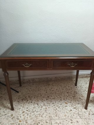 Mesa de Madera Estilo Inglés