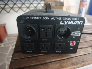 Transformador de Voltaje LVYUAN 3000W