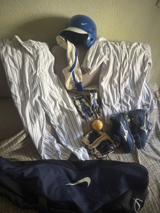 Equipación de Béisbol Completa Nike.