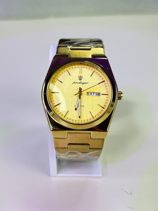 Reloj Hombre clásico dorado