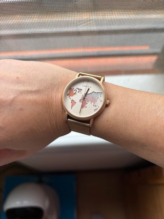 Reloj Parfois con esfera de mapa
