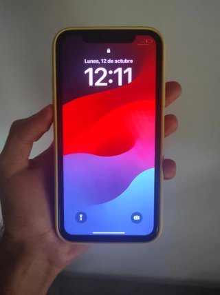 iPhone 11 COMO NUEVO 94%