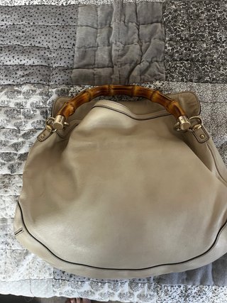 Bolso Gucci con asa de bambú
