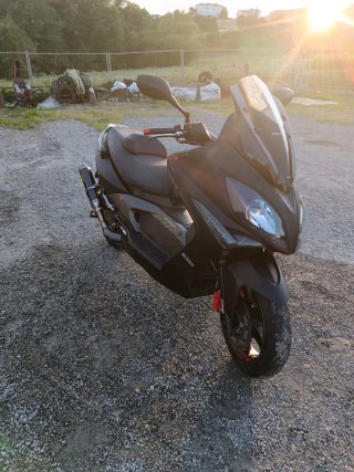 Kymco Xciting 500 R