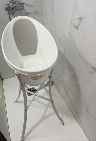 Bañera para bebé Shnuggle con patas + termómetro