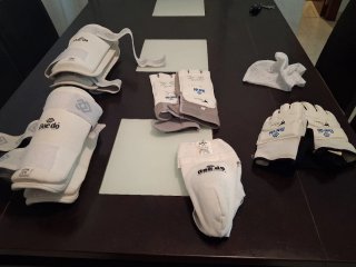 Set de Protecciones Taekwondo Daedo