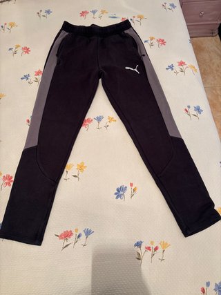Pantalón de chándal Puma negro y gris