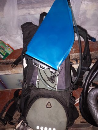 Mochila de Hidratación con Depósito