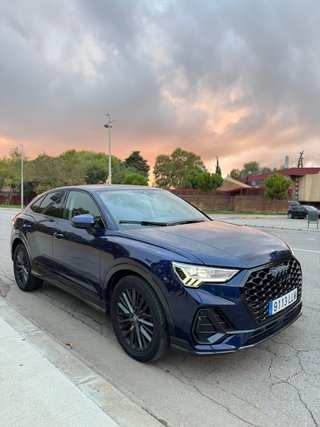 Audi Q3 SPORTBACK POCOS KMS PEGATINA C IMPECABLE